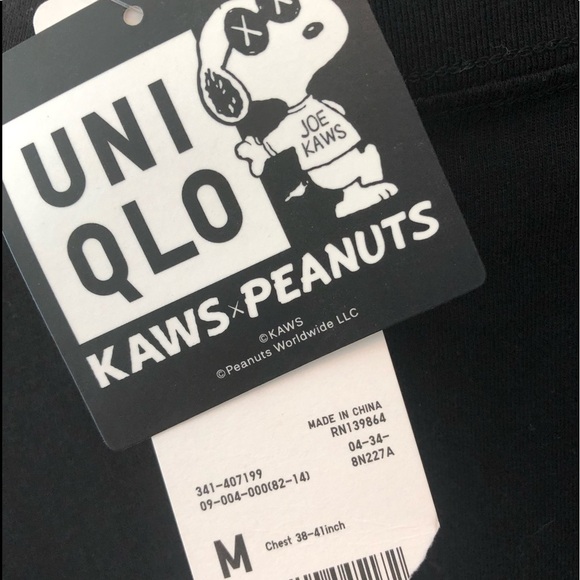 Kaws X Peanuts X Uniqlo Snoopy Joe Kaws Graphic Art T Shirt - Picture 7 of 12